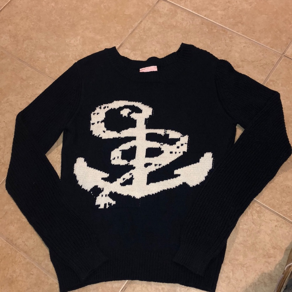 Romeo and Juliet sweater
